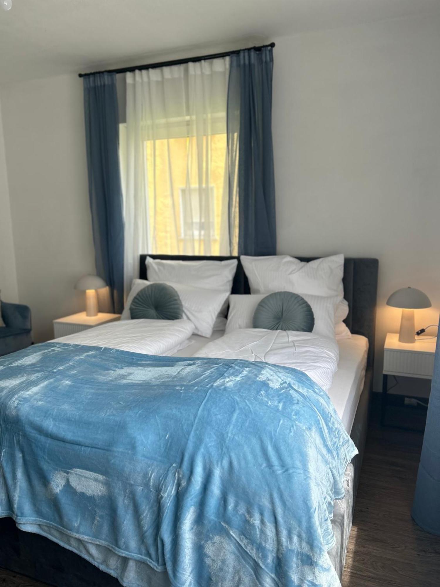 Mintara Apartment Charme Der Stadt Parkplatz Netflix Und Sky Lichtenfels  Buitenkant foto